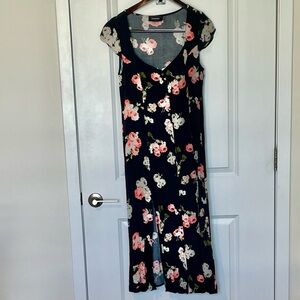 MINKPINK Black Floral V-Neck Maxi Dress with Pink & Cream Blooms